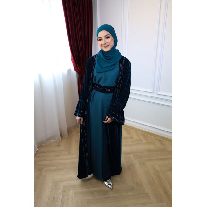 AYSENUR ABAYA
