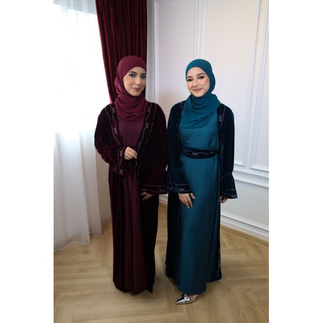 AYSENUR ABAYA