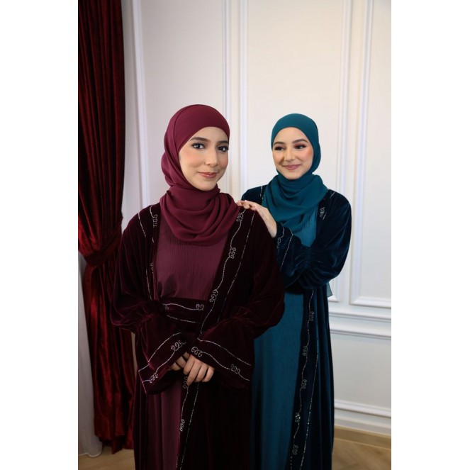 AYSENUR ABAYA